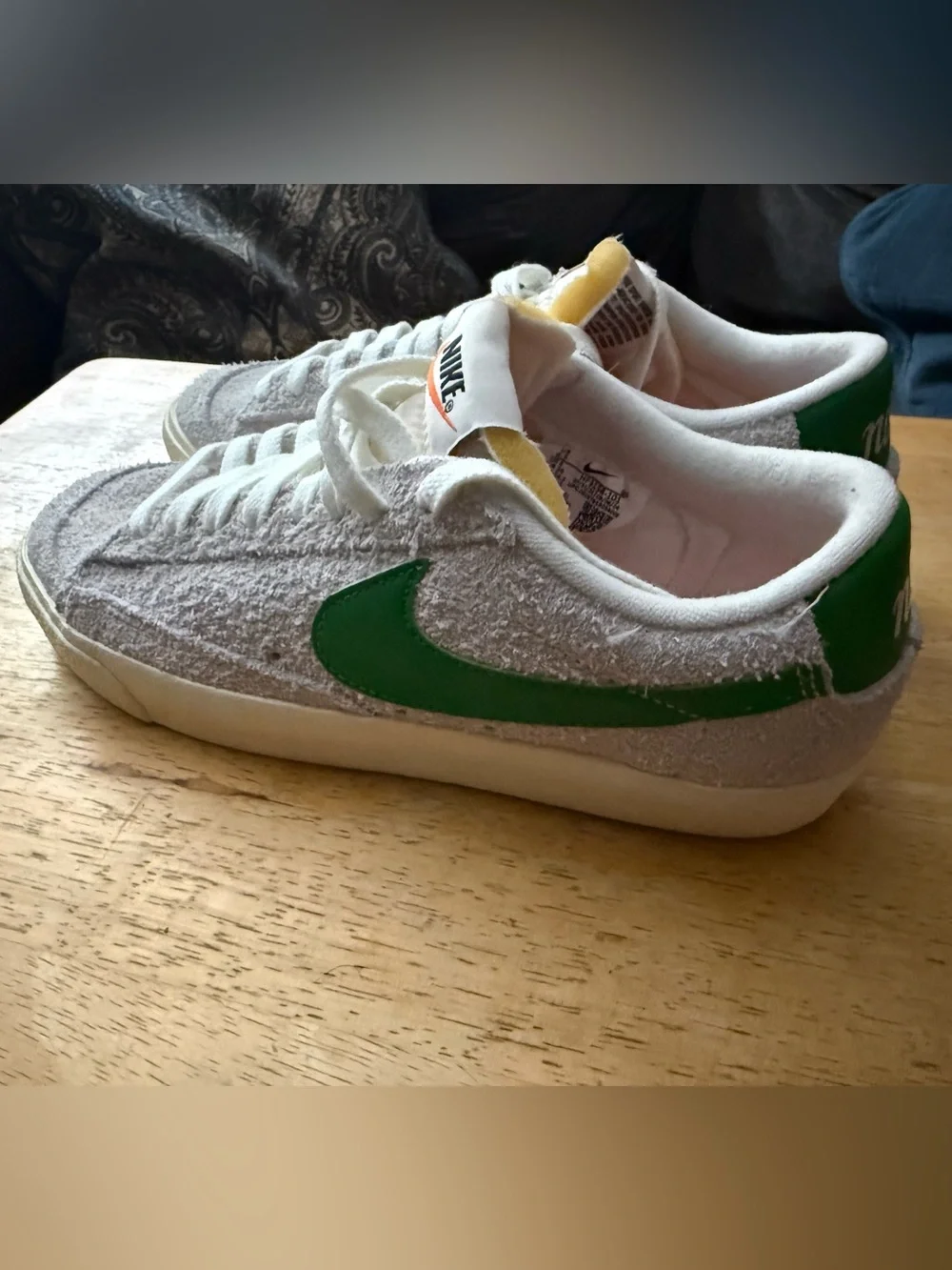 Nike Blazer Low '77 VNTG Shaggy Suede White Green Men's 6.5 / Women's 8 HF3158-1
